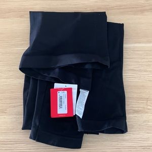 SPANX Size Large new with tags very black eco care mama legging